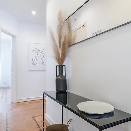 Casa Boma - Sophisticated With Large Private Terrace - Campolide I Apartment